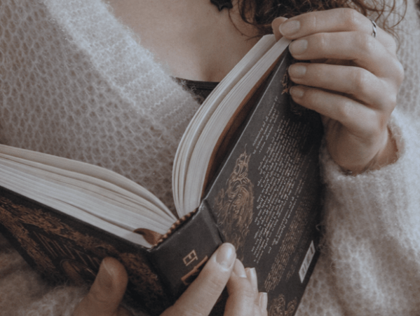 Fantasía y autocuidado: por qué los libros equilibran nuestras&nbsp;emociones